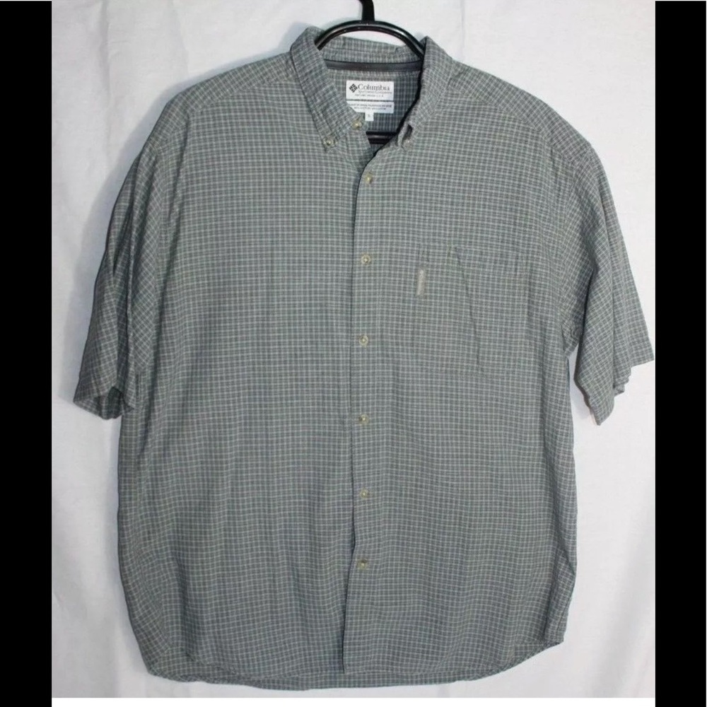 Columbia Mens Button Down Shortsleeved Shirt XL